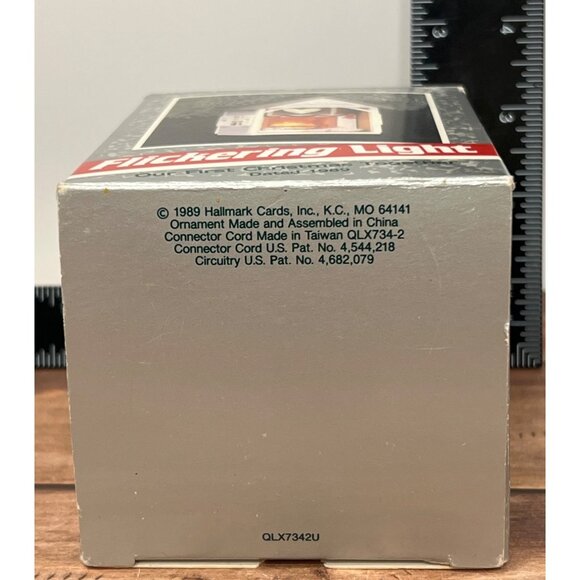 Hallmark MAGIC 1989 Our First Christmas Together Ornament Flickering QLX342U - Picture 4 of 10